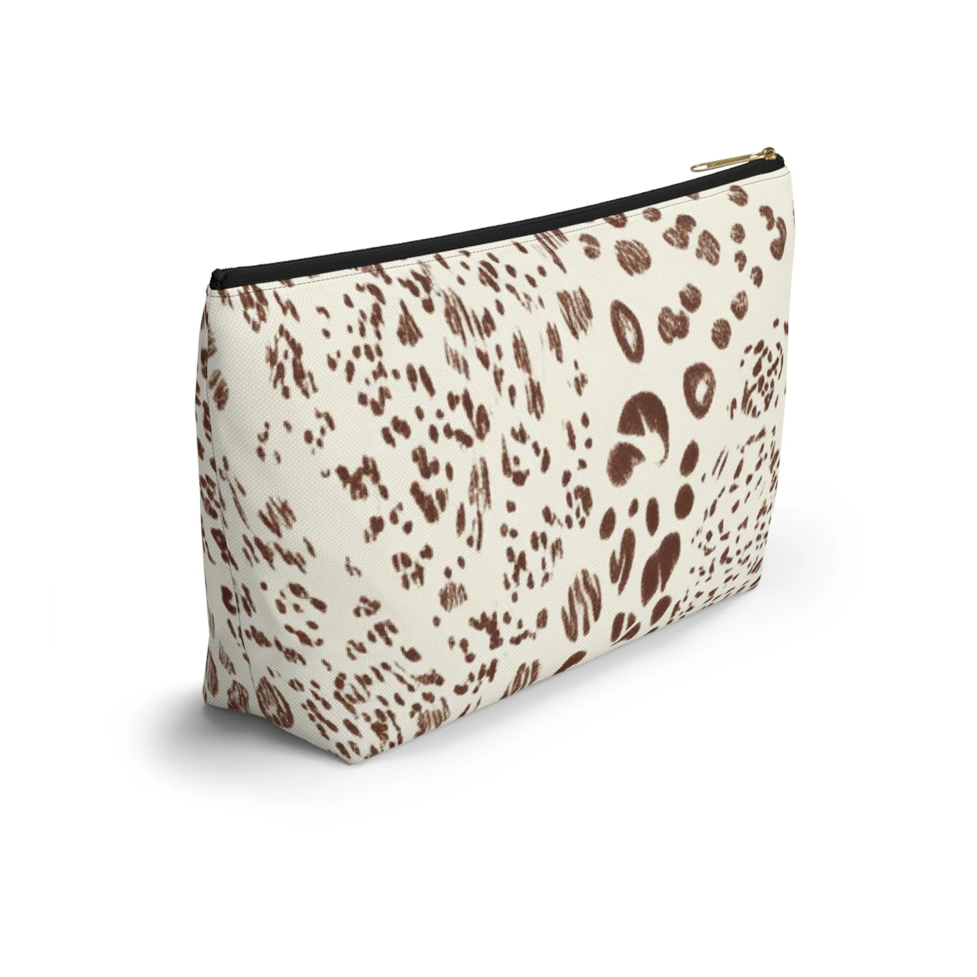 ["Accessories","All Over Print","Art","Artful","Artistic","Artsy","Arty","Assembled in the USA","Assembled in USA","Illustration","Illustration art","Made in the USA","Made in USA","Mother's Day","Pouches","Sublimation","Travel Accessories"]