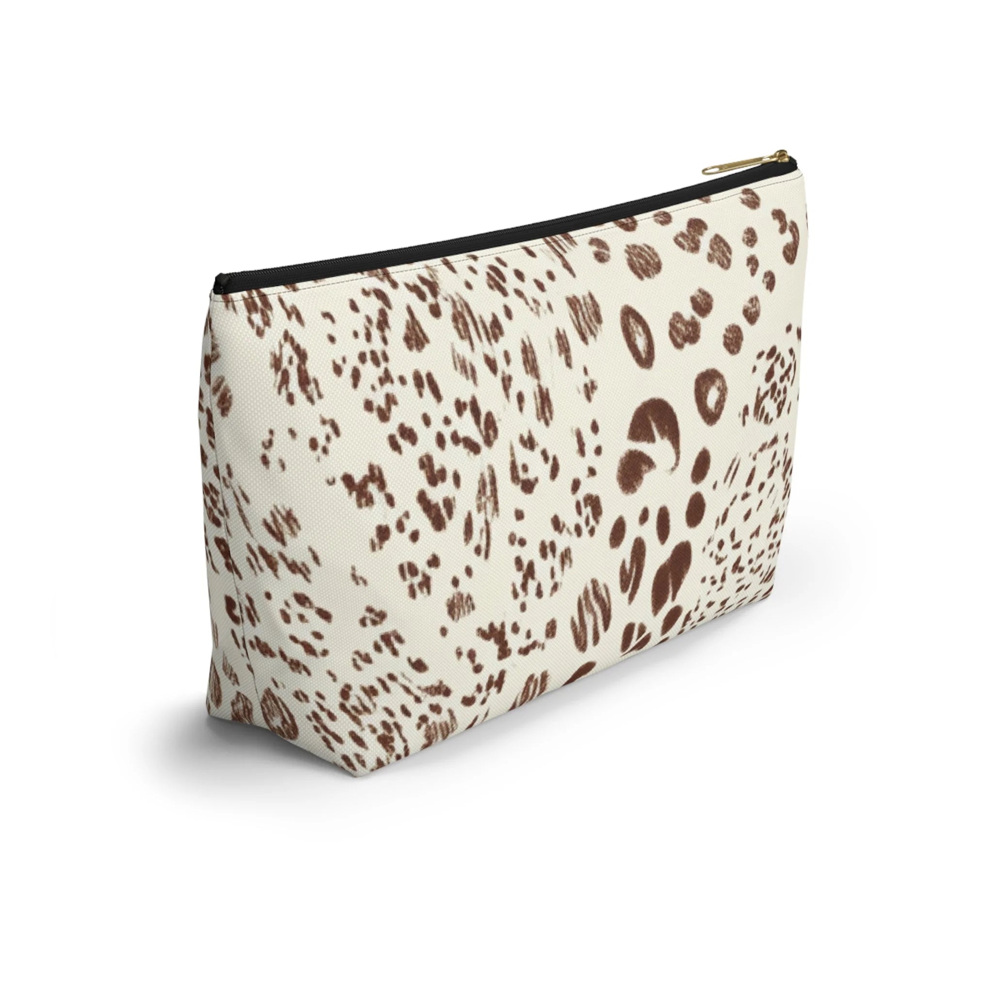 ["Accessories","All Over Print","Art","Artful","Artistic","Artsy","Arty","Assembled in the USA","Assembled in USA","Illustration","Illustration art","Made in the USA","Made in USA","Mother's Day","Pouches","Sublimation","Travel Accessories"]
