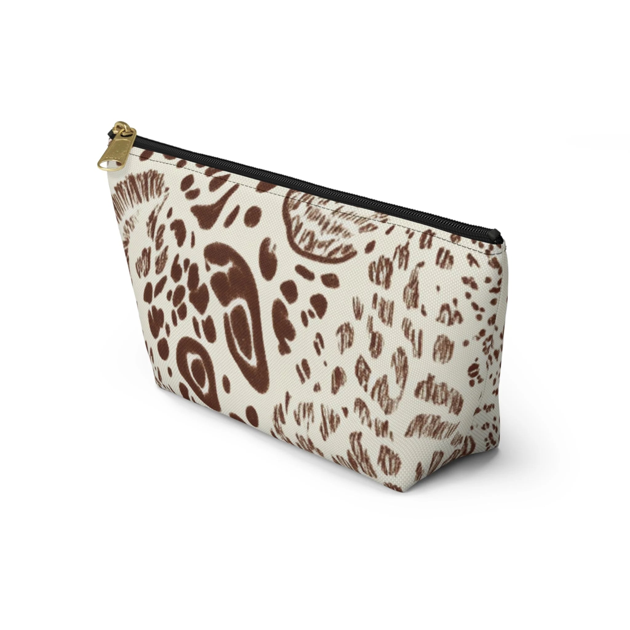 ["Accessories","All Over Print","Art","Artful","Artistic","Artsy","Arty","Assembled in the USA","Assembled in USA","Illustration","Illustration art","Made in the USA","Made in USA","Mother's Day","Pouches","Sublimation","Travel Accessories"]