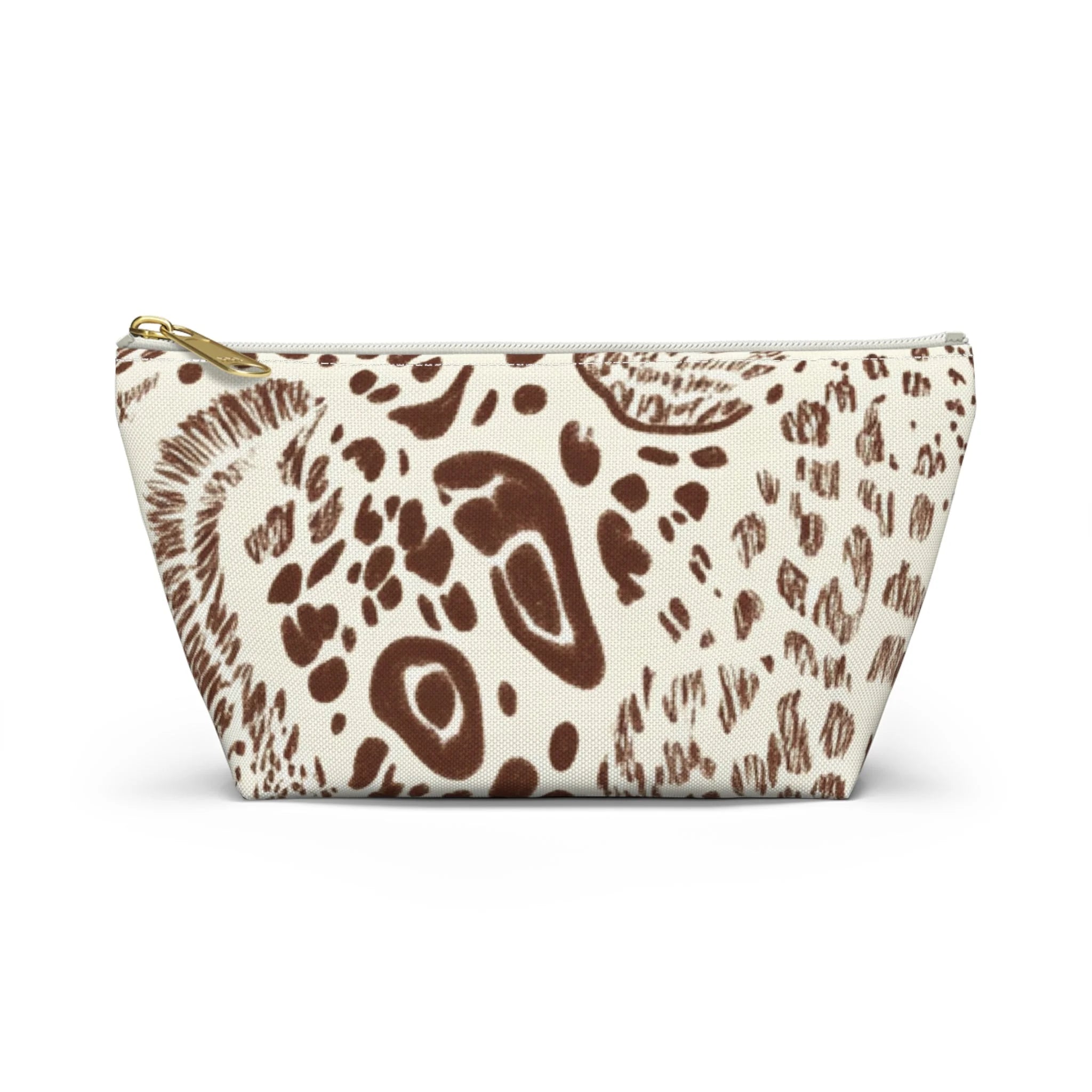 ["Accessories","All Over Print","Art","Artful","Artistic","Artsy","Arty","Assembled in the USA","Assembled in USA","Illustration","Illustration art","Made in the USA","Made in USA","Mother's Day","Pouches","Sublimation","Travel Accessories"]