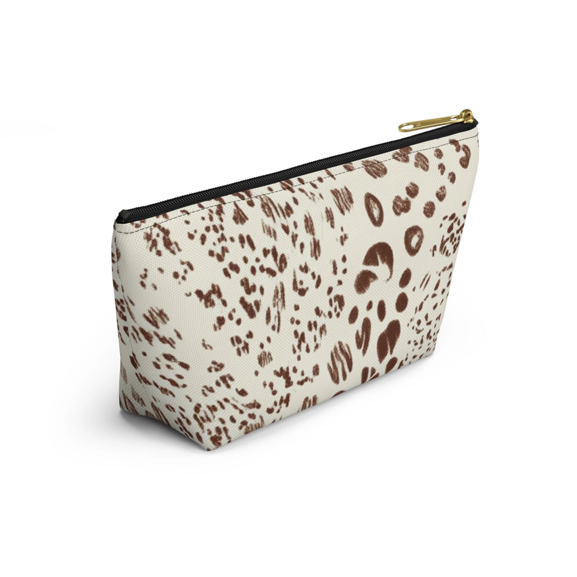 ["Accessories","All Over Print","Art","Artful","Artistic","Artsy","Arty","Assembled in the USA","Assembled in USA","Illustration","Illustration art","Made in the USA","Made in USA","Mother's Day","Pouches","Sublimation","Travel Accessories"]