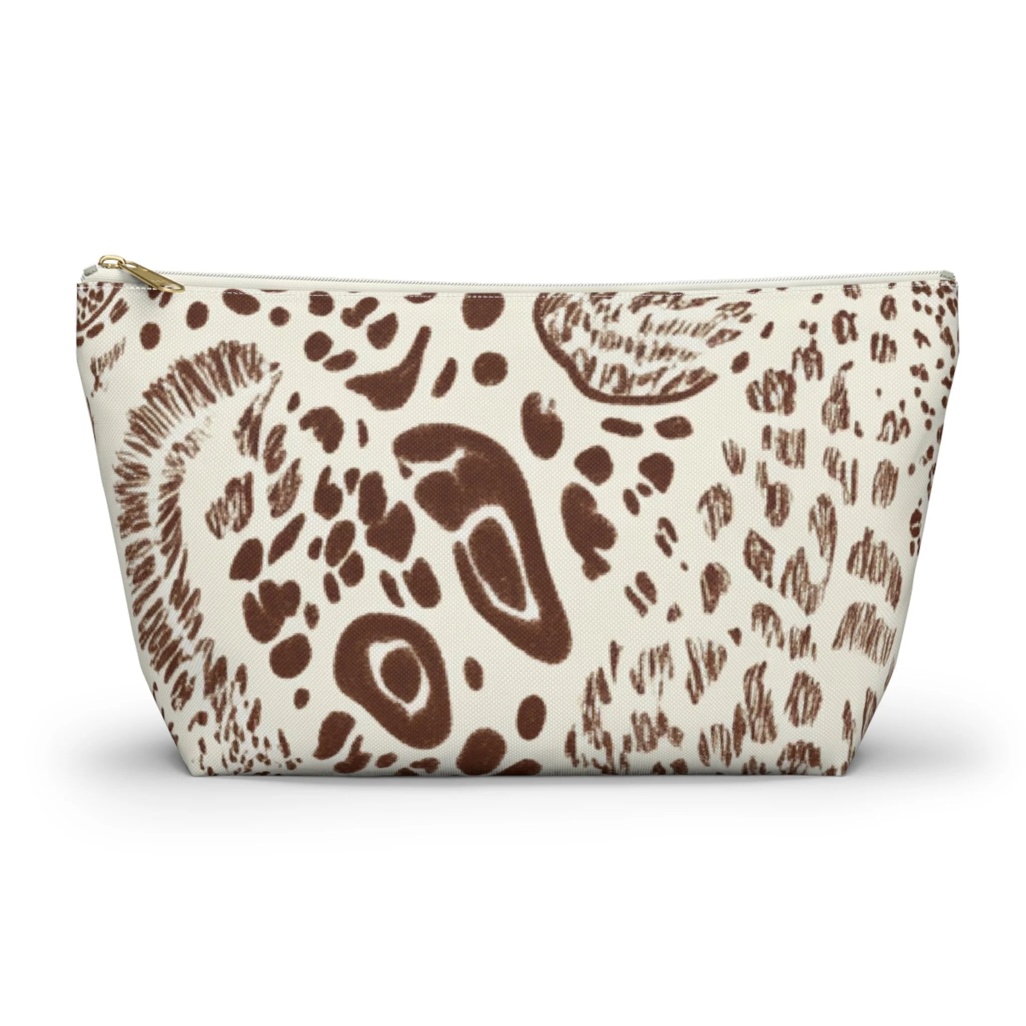 ["Accessories","All Over Print","Art","Artful","Artistic","Artsy","Arty","Assembled in the USA","Assembled in USA","Illustration","Illustration art","Made in the USA","Made in USA","Mother's Day","Pouches","Sublimation","Travel Accessories"]