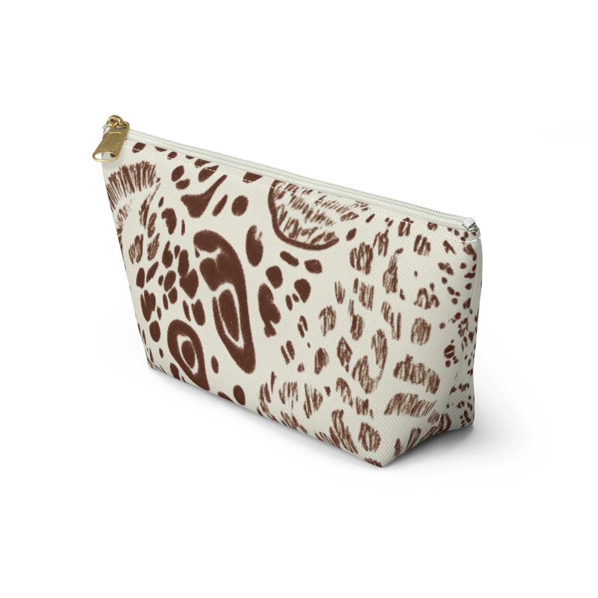 ["Accessories","All Over Print","Art","Artful","Artistic","Artsy","Arty","Assembled in the USA","Assembled in USA","Illustration","Illustration art","Made in the USA","Made in USA","Mother's Day","Pouches","Sublimation","Travel Accessories"]