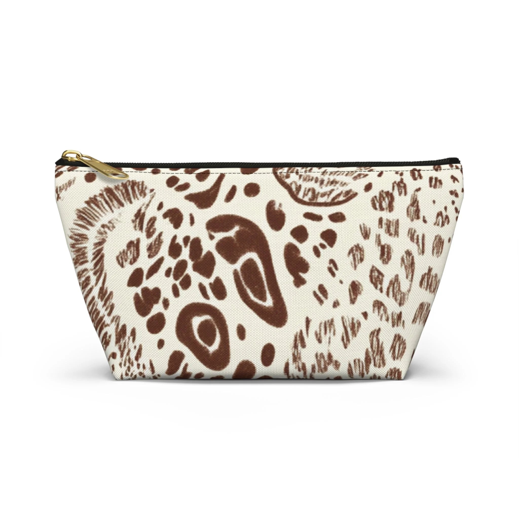 ["Accessories","All Over Print","Art","Artful","Artistic","Artsy","Arty","Assembled in the USA","Assembled in USA","Illustration","Illustration art","Made in the USA","Made in USA","Mother's Day","Pouches","Sublimation","Travel Accessories"]