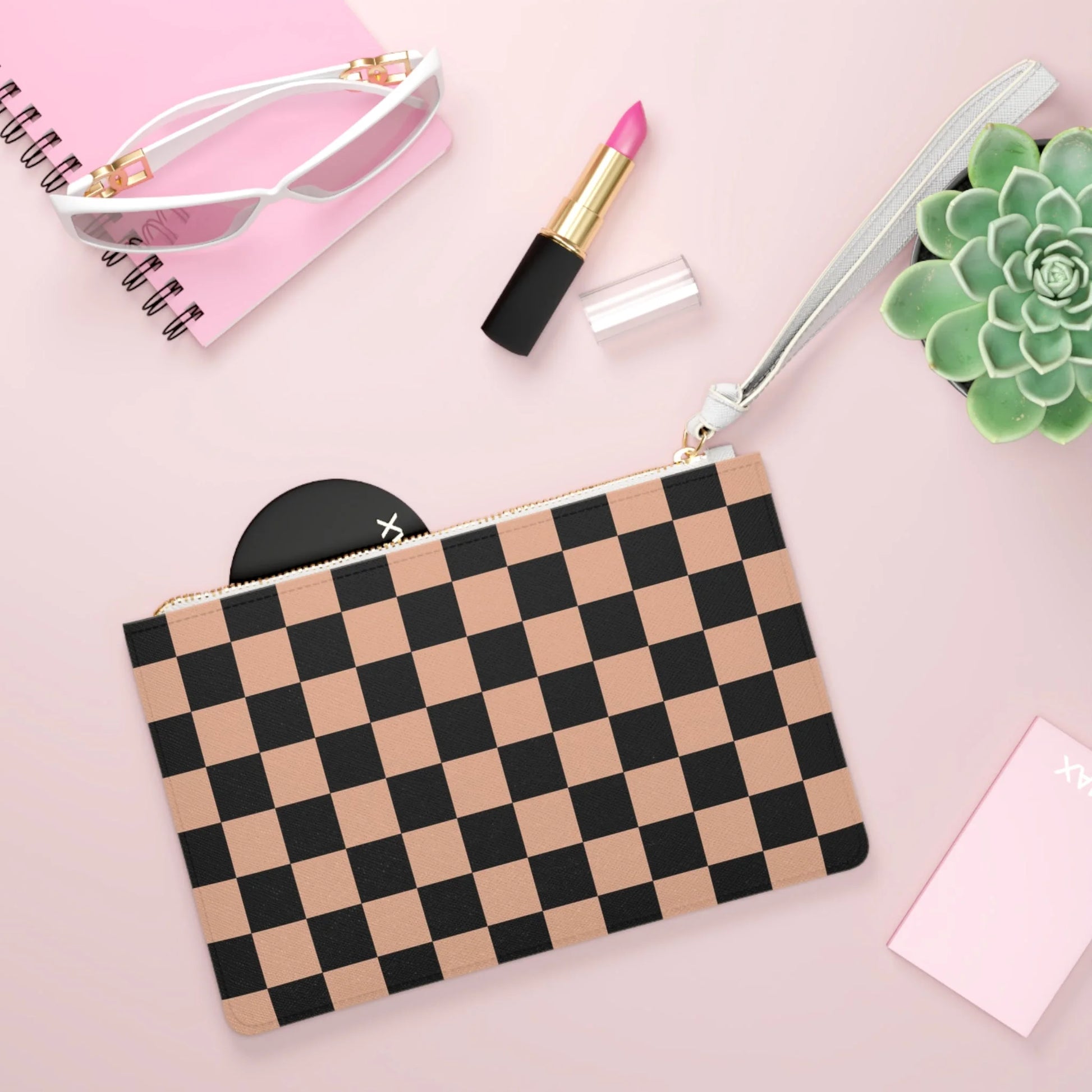 ["Accessories","All Over Print","AOP","Art","Artful","Artistic","Artsulli","Artsy","Arty","Assembled in the USA","Assembled in USA","Bags","Full Print","Illustration","Illustration art","Jakkoutthebxx","Made in the USA","Made in USA","Merch","Merchandise","Product","Valentine's Day","Vegan"]