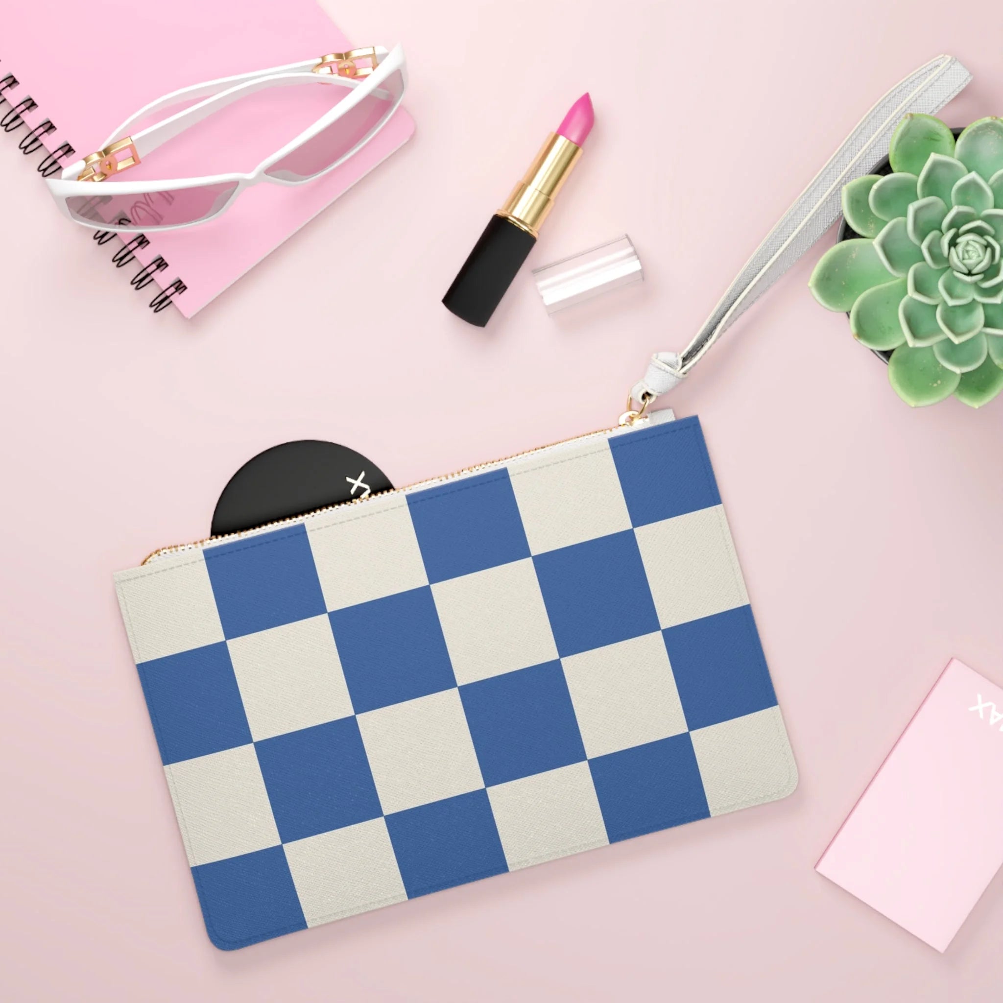 ["Accessories","All Over Print","AOP","Art","Artful","Artistic","Artsulli","Artsy","Arty","Assembled in the USA","Assembled in USA","Bags","Full Print","Illustration","Illustration art","Jakkoutthebxx","Made in the USA","Made in USA","Merch","Merchandise","Product","Valentine's Day","Vegan"]