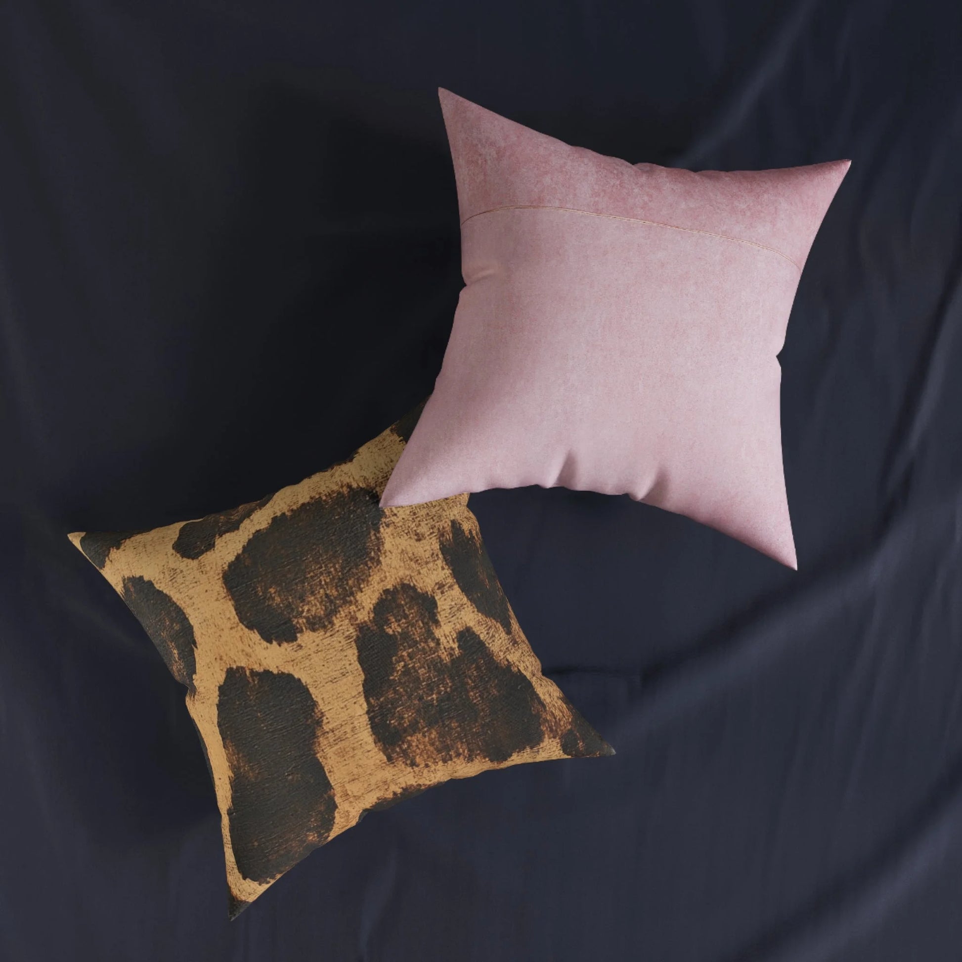 ["Art","Artful","Artistic","Artsy","Arty","Bed","Bedding","Cushion","Cushions","Decor","Home & Living","Illustration","Illustration art","Pillows & Covers","Sleep"]