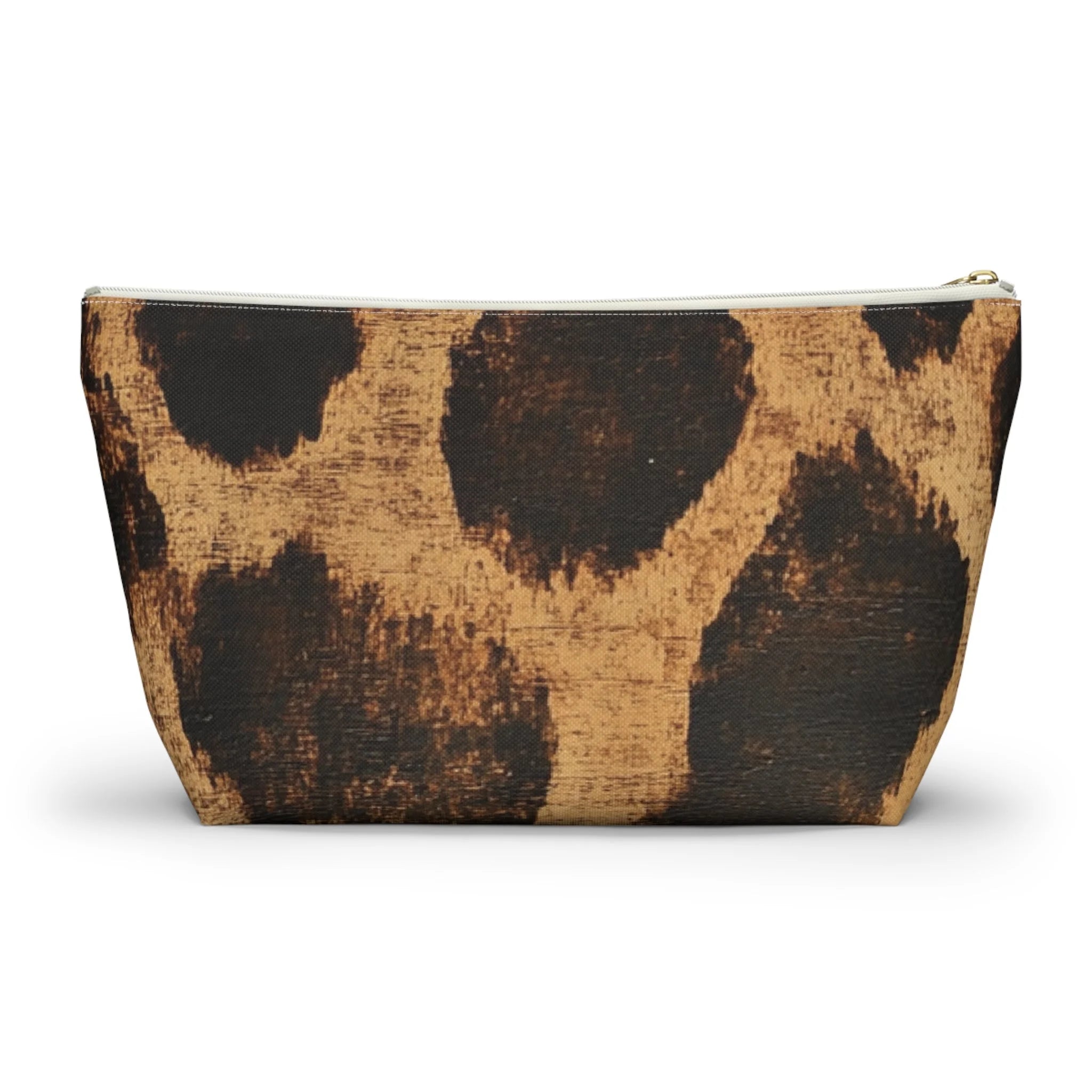 ["Accessories","All Over Print","Art","Artful","Artistic","Artsy","Arty","Assembled in the USA","Assembled in USA","Illustration","Illustration art","Made in the USA","Made in USA","Mother's Day","Pouches","Sublimation","Travel Accessories"]
