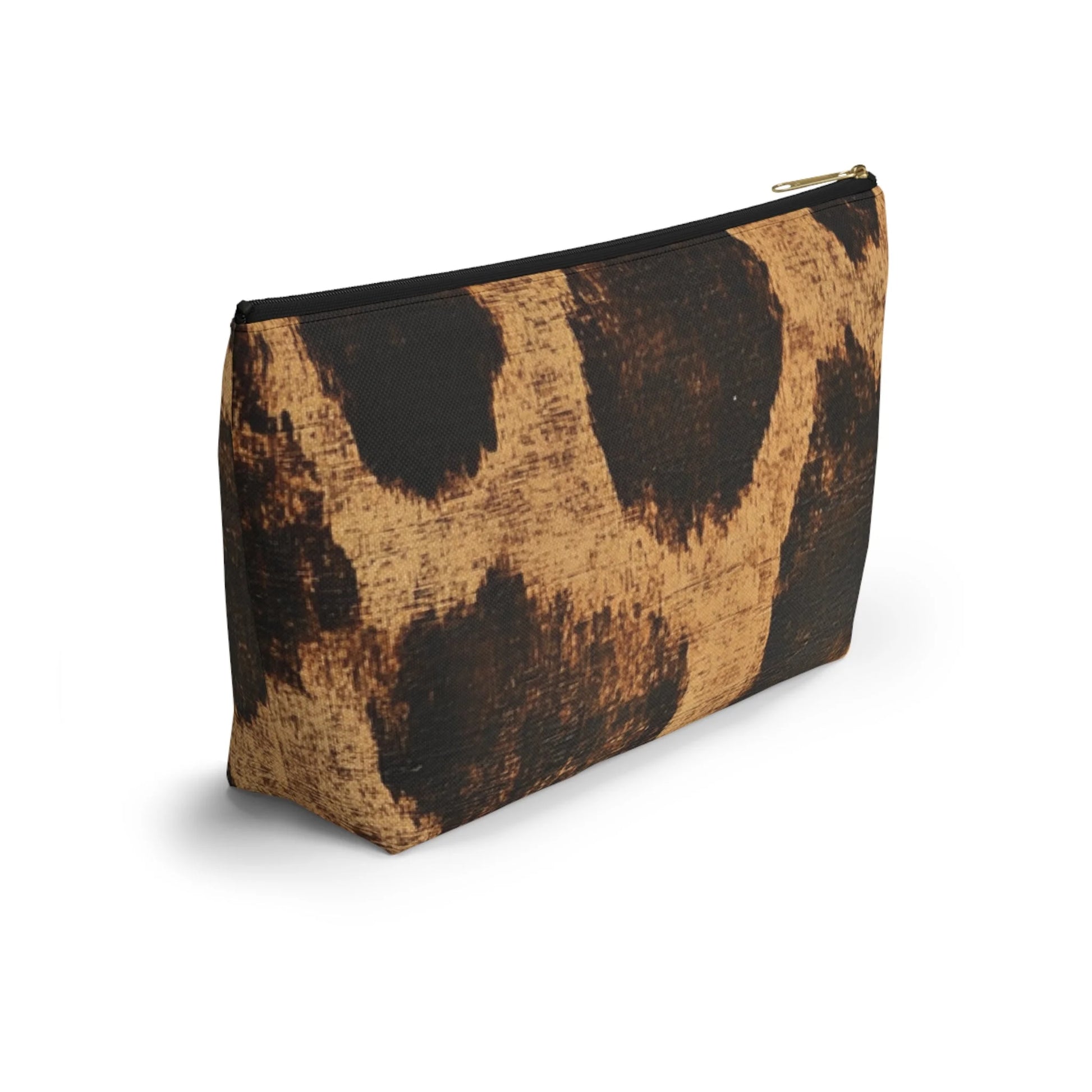 ["Accessories","All Over Print","Art","Artful","Artistic","Artsy","Arty","Assembled in the USA","Assembled in USA","Illustration","Illustration art","Made in the USA","Made in USA","Mother's Day","Pouches","Sublimation","Travel Accessories"]