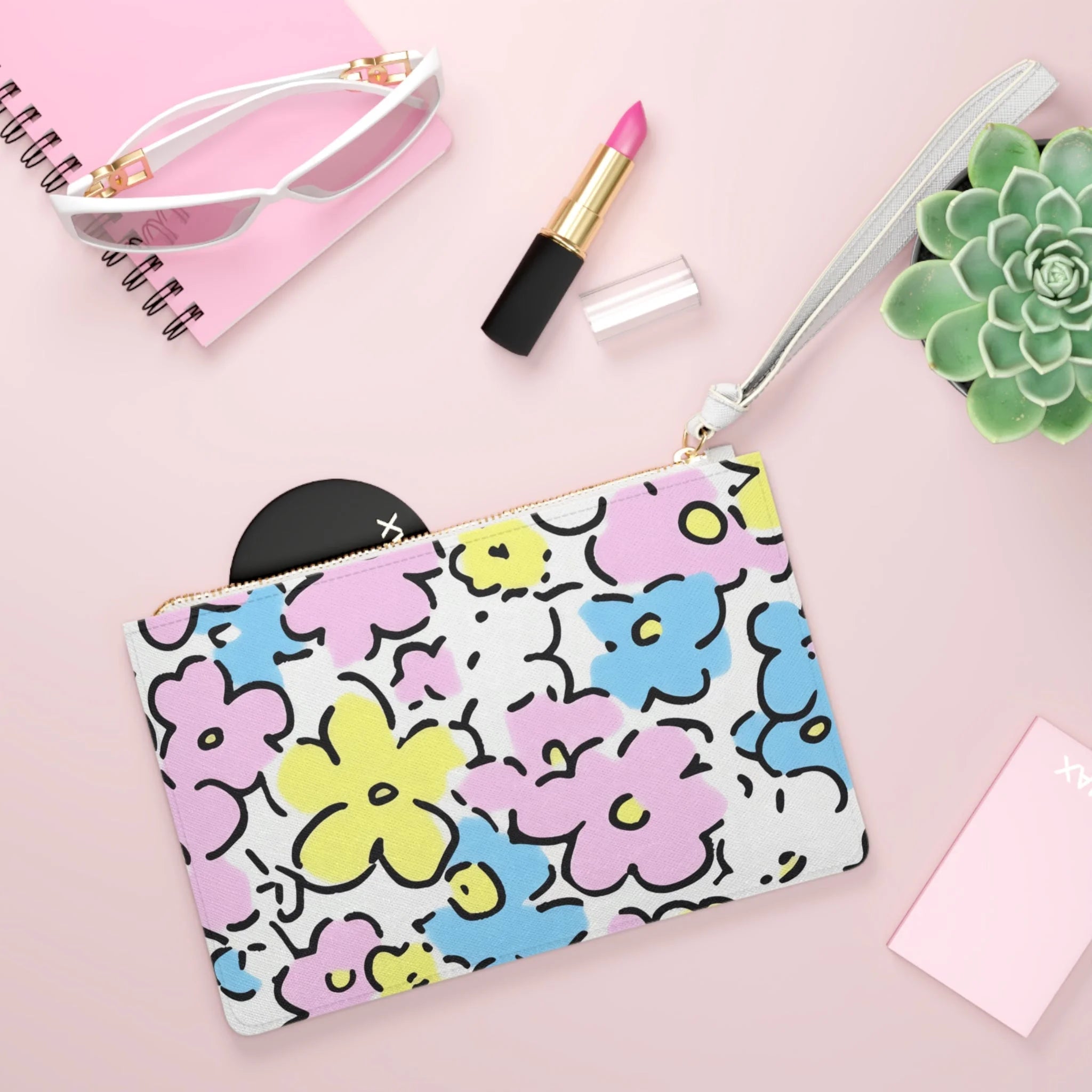 ["Accessories","All Over Print","AOP","Art","Artful","Artistic","Artsy","Arty","Assembled in the USA","Assembled in USA","Bags","Illustration","Illustration art","Made in the USA","Made in USA","Valentine's Day","Vegan"]