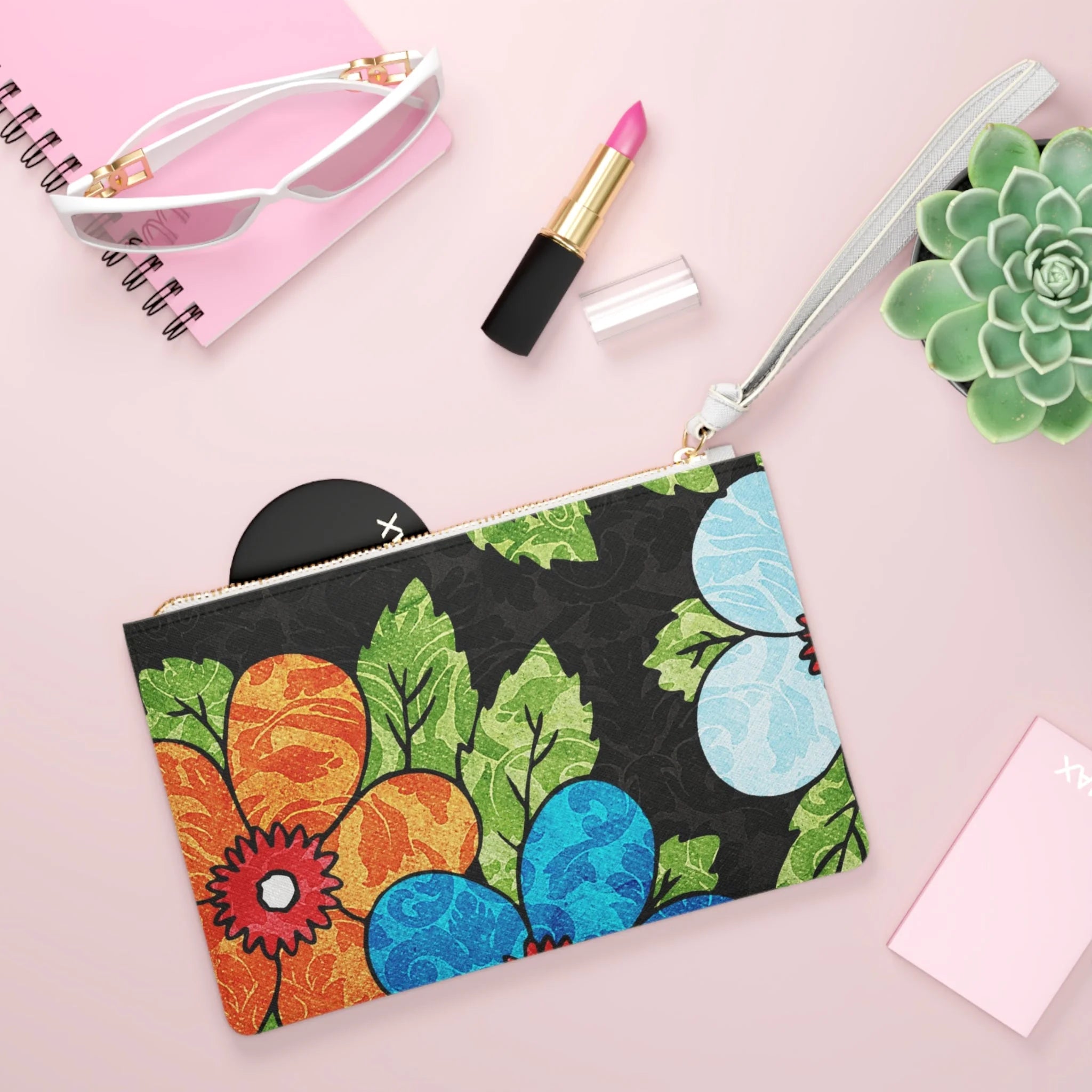 ["Accessories","All Over Print","AOP","Art","Artful","Artistic","Artsulli","Artsy","Arty","Assembled in the USA","Assembled in USA","Bags","Full Print","Illustration","Illustration art","Jakkoutthebxx","Made in the USA","Made in USA","Merch","Merchandise","Product","Valentine's Day","Vegan"]