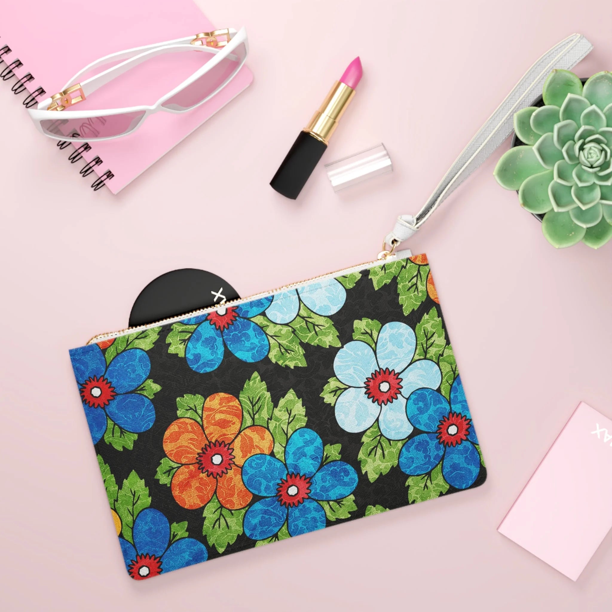 ["Accessories","All Over Print","AOP","Art","Artful","Artistic","Artsulli","Artsy","Arty","Assembled in the USA","Assembled in USA","Bags","Full Print","Illustration","Illustration art","Jakkoutthebxx","Made in the USA","Made in USA","Merch","Merchandise","Product","Valentine's Day","Vegan"]