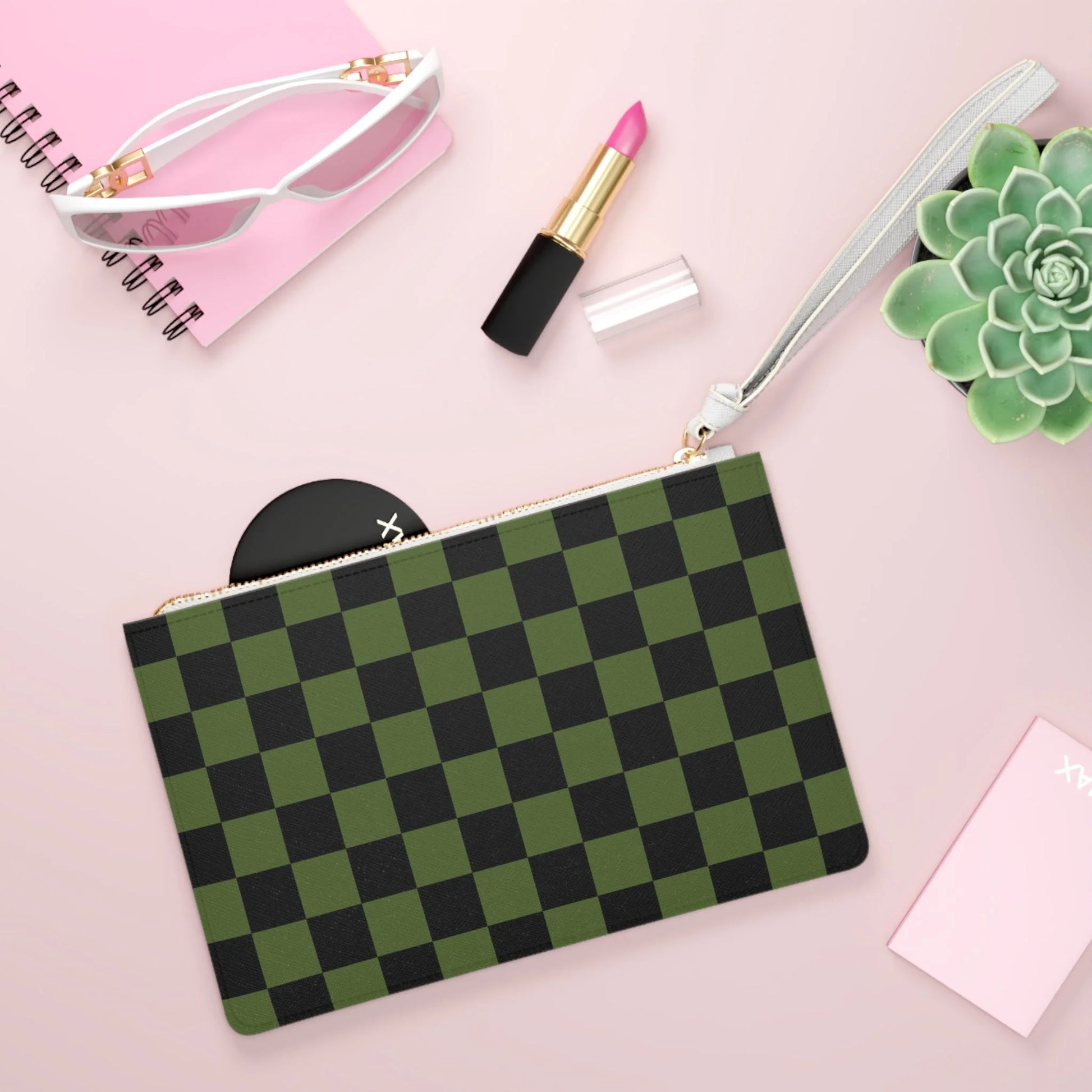 ["Accessories","All Over Print","AOP","Art","Artful","Artistic","Artsulli","Artsy","Arty","Assembled in the USA","Assembled in USA","Bags","Full Print","Illustration","Illustration art","Jakkoutthebxx","Made in the USA","Made in USA","Merch","Merchandise","Product","Valentine's Day","Vegan"]