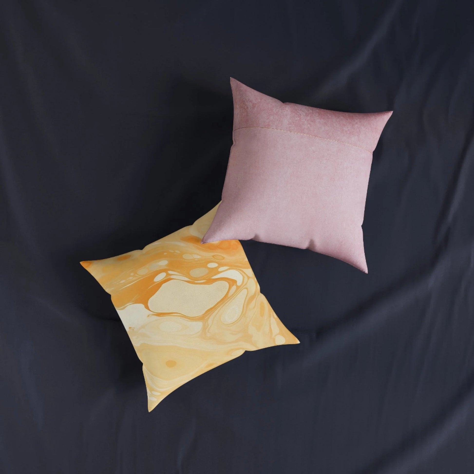 ["Art","Artful","Artistic","Artsy","Arty","Bed","Bedding","Cushion","Cushions","Decor","Home & Living","Illustration","Illustration art","Pillows & Covers","Sleep"]