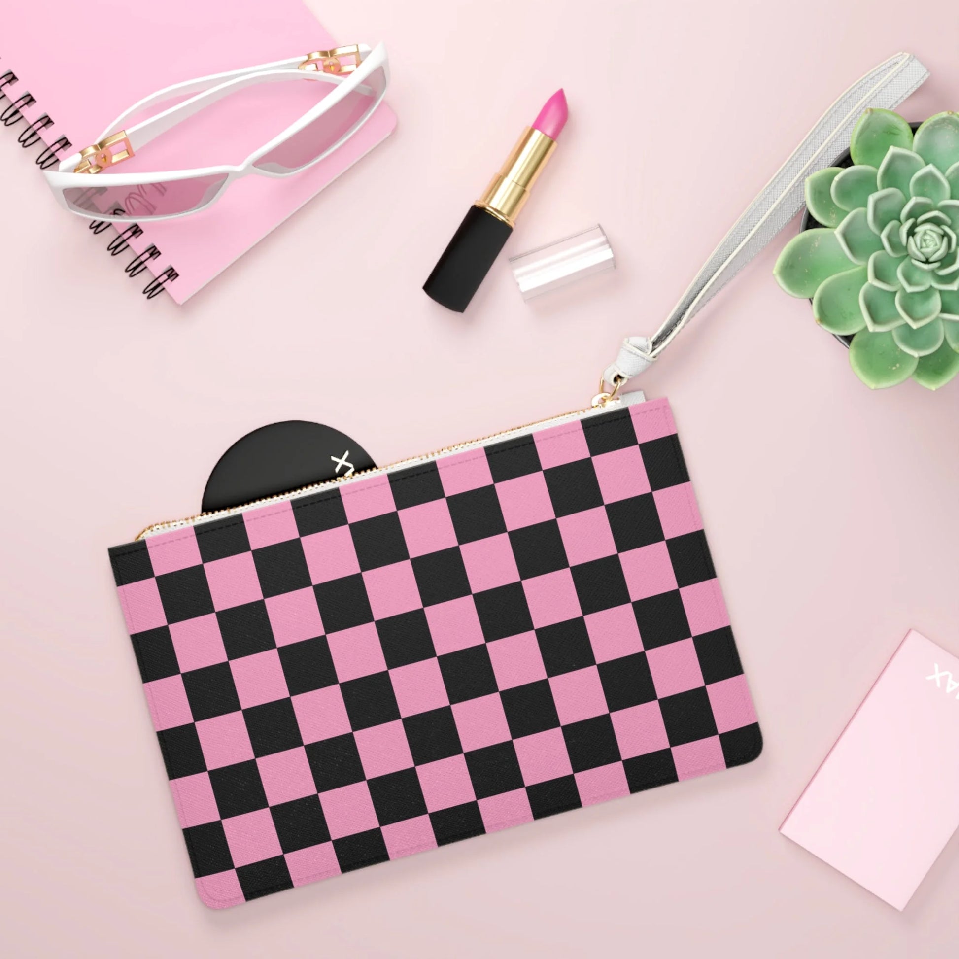 ["Accessories","All Over Print","AOP","Art","Artful","Artistic","Artsulli","Artsy","Arty","Assembled in the USA","Assembled in USA","Bags","Full Print","Illustration","Illustration art","Jakkoutthebxx","Made in the USA","Made in USA","Merch","Merchandise","Product","Valentine's Day","Vegan"]