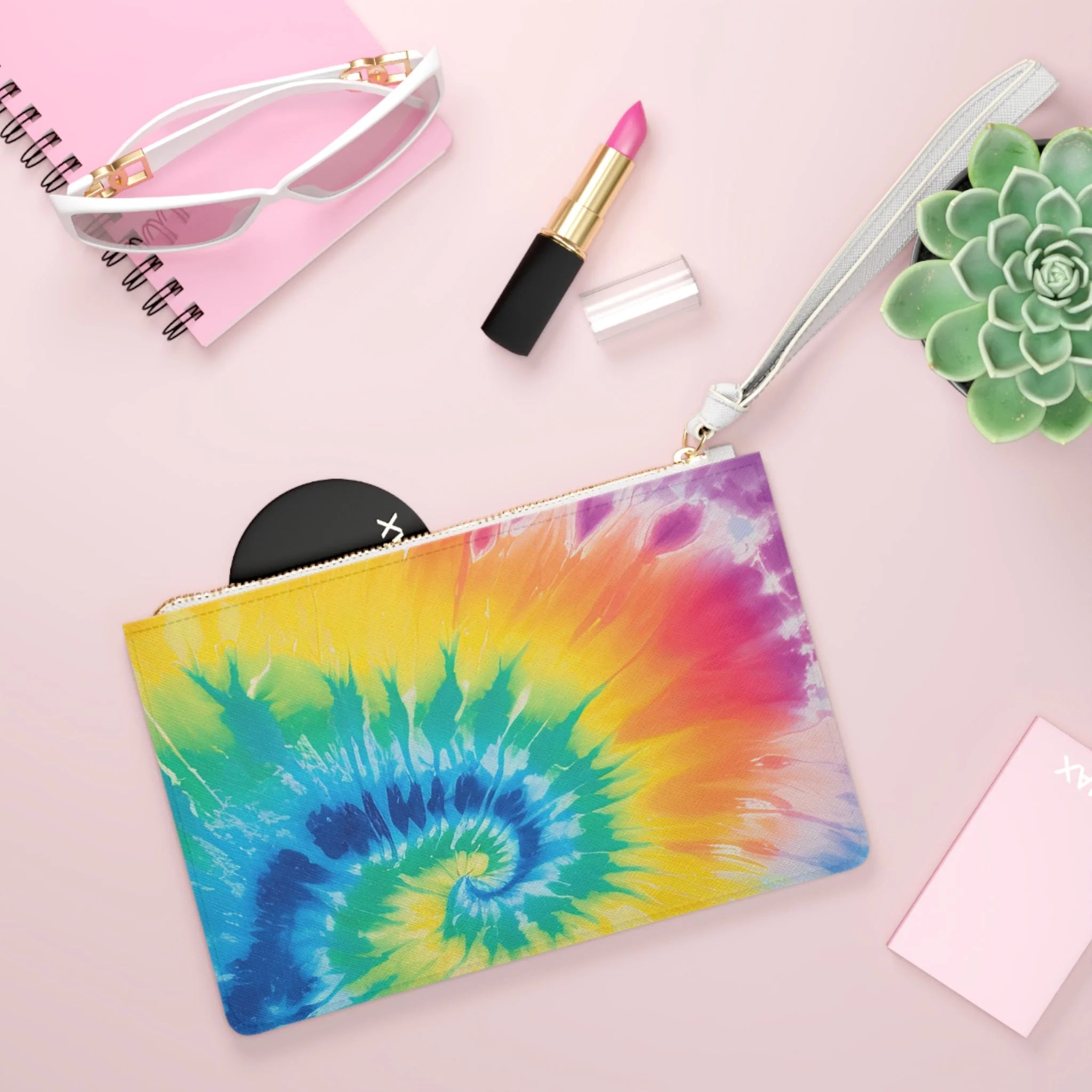 ["Accessories","All Over Print","AOP","Art","Artful","Artistic","Artsulli","Artsy","Arty","Assembled in the USA","Assembled in USA","Bags","Full Print","Illustration","Illustration art","Jakkoutthebxx","Made in the USA","Made in USA","Merch","Merchandise","Product","Valentine's Day","Vegan"]