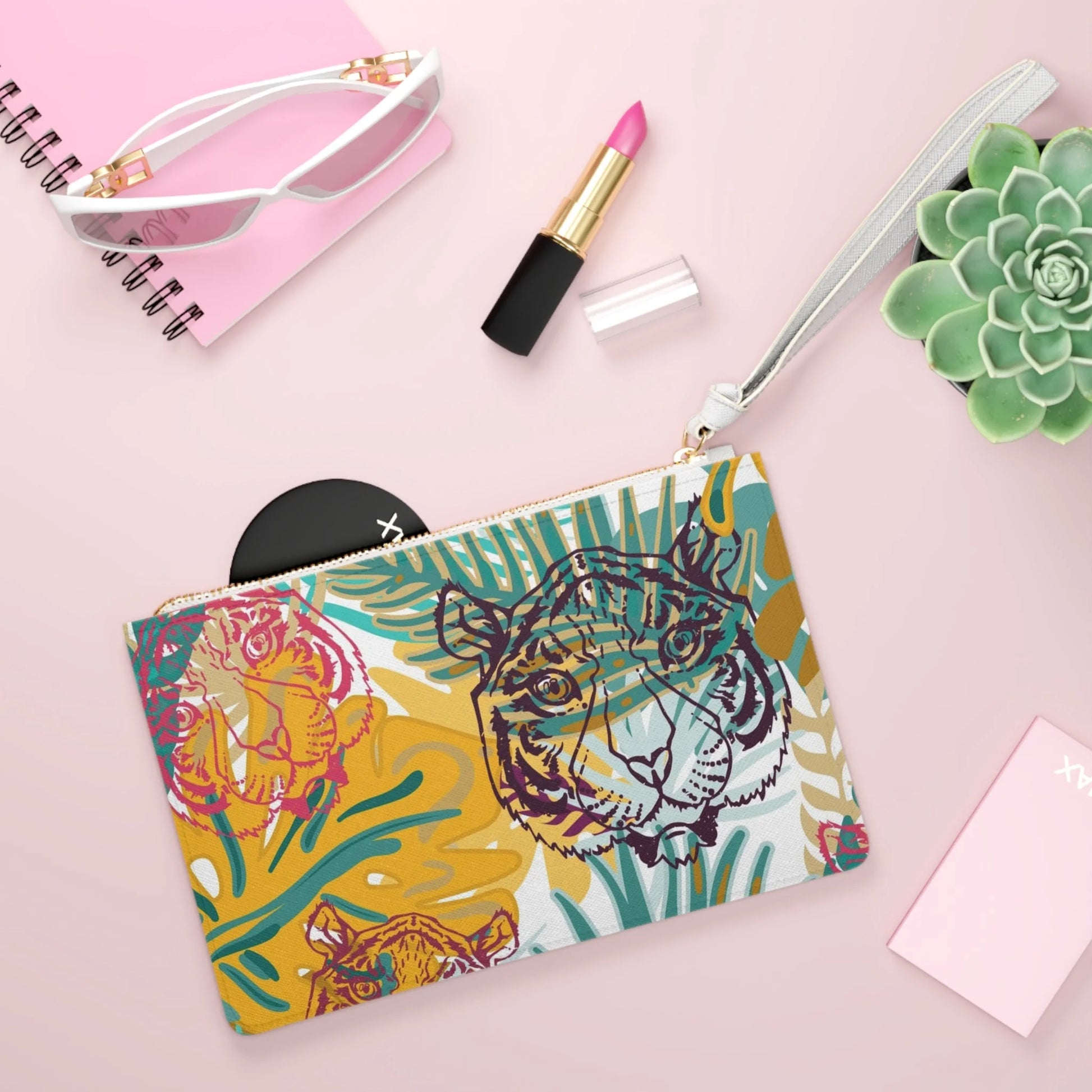 ["Accessories","All Over Print","AOP","Art","Artful","Artistic","Artsulli","Artsy","Arty","Assembled in the USA","Assembled in USA","Bags","Full Print","Illustration","Illustration art","Jakkoutthebxx","Made in the USA","Made in USA","Merch","Merchandise","Product","Valentine's Day","Vegan"]