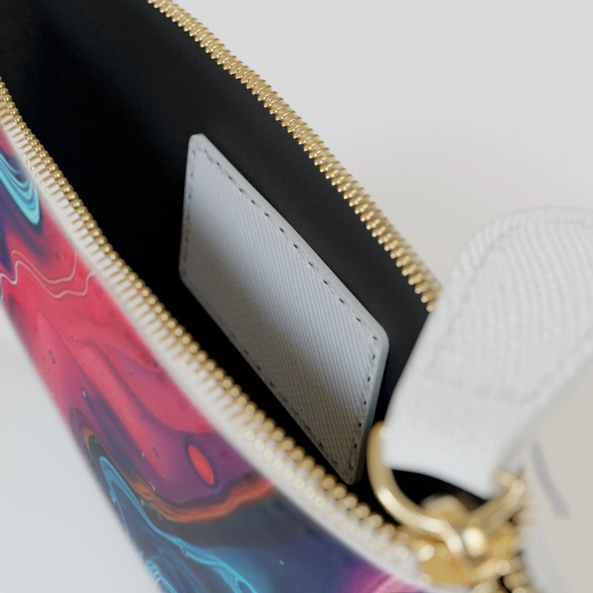 ["Accessories","AOP","Art","Artful","Artistic","Artsy","Arty","Assembled in the USA","Assembled in USA","Bags","Illustration","Illustration art","Made in the USA","Made in USA","Vegan"]